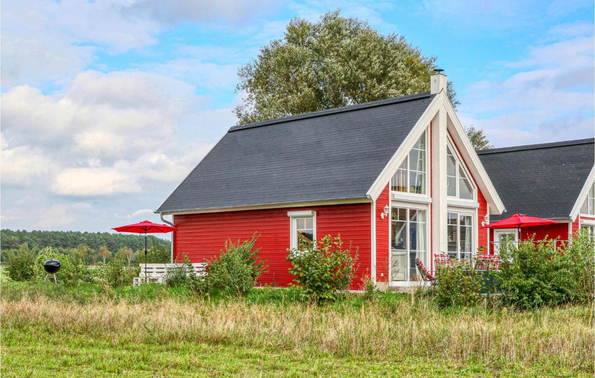 Cozy Home In Zerpenschleuse With Wifi Экстерьер фото