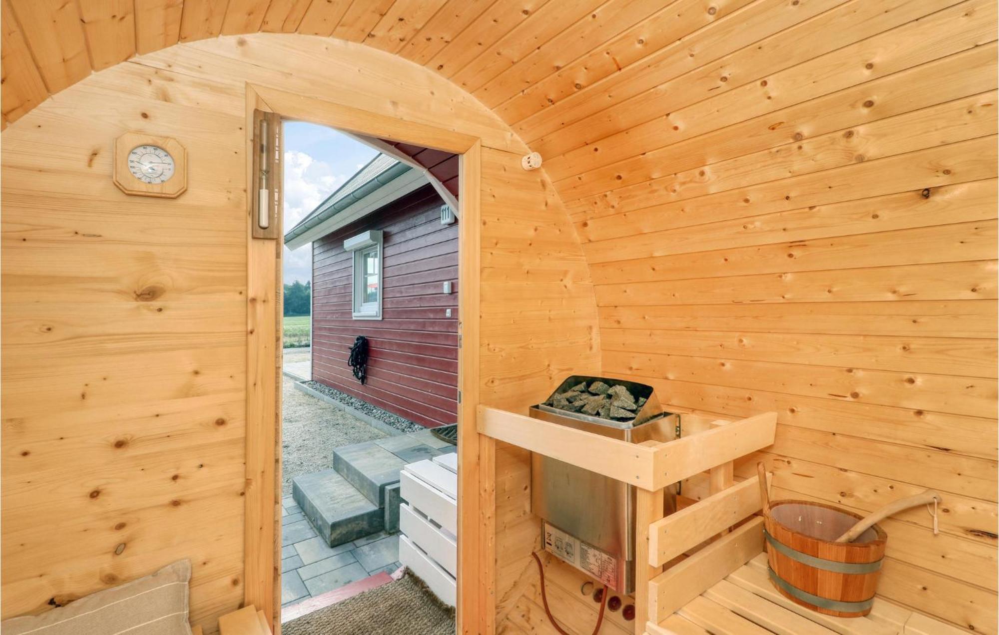 Cozy Home In Zerpenschleuse With Wifi Экстерьер фото