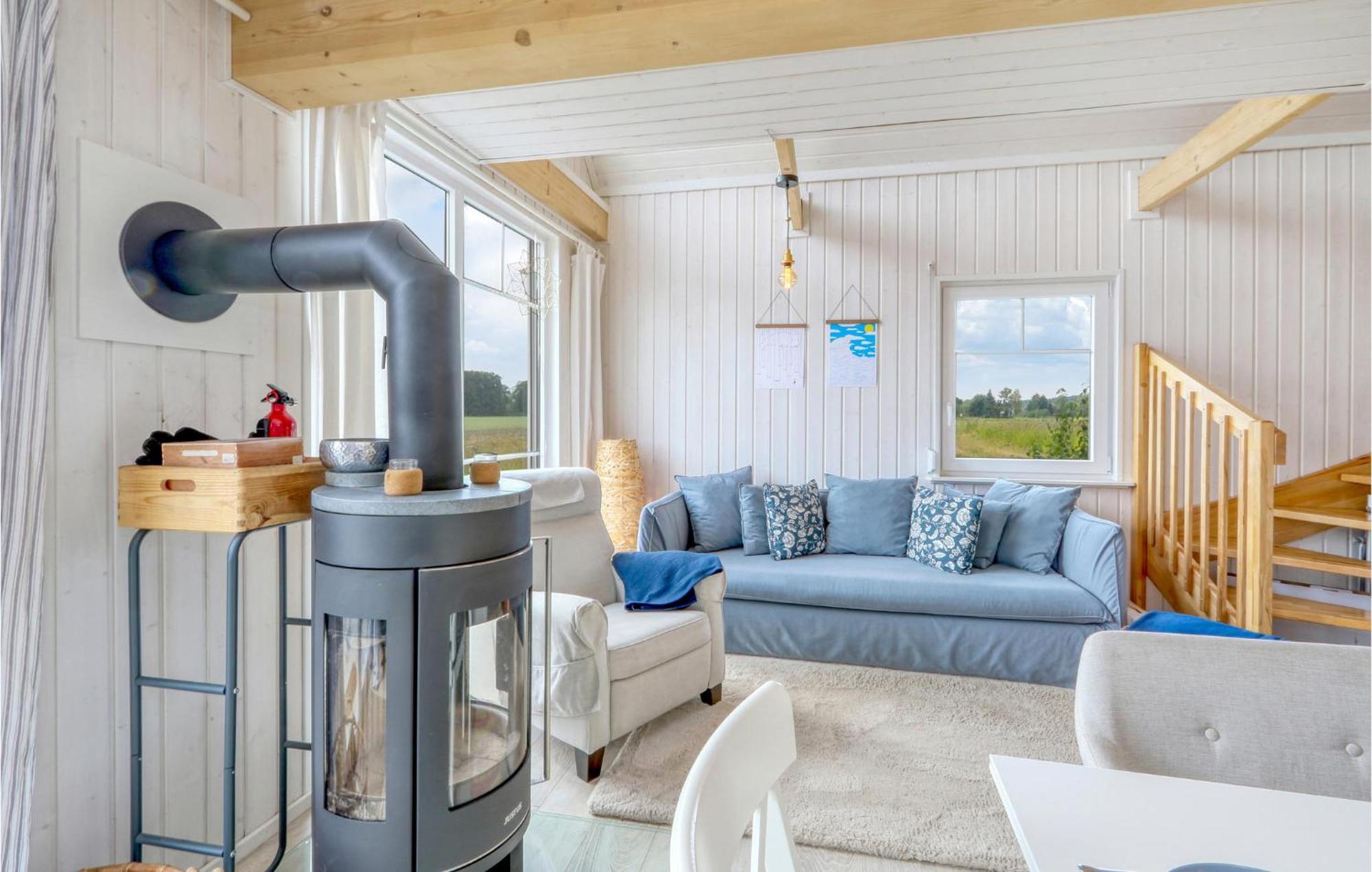 Cozy Home In Zerpenschleuse With Wifi Экстерьер фото