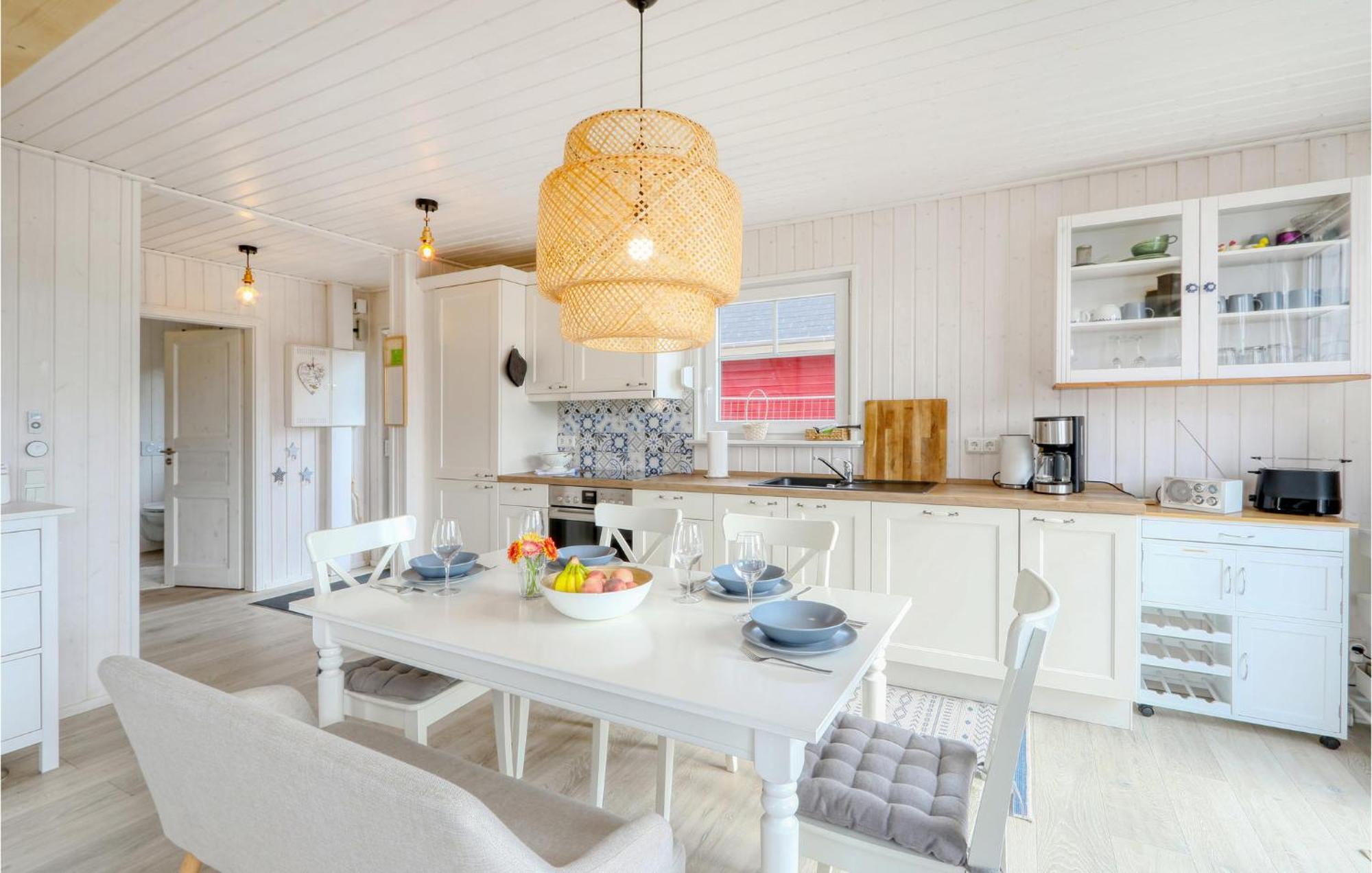 Cozy Home In Zerpenschleuse With Wifi Экстерьер фото